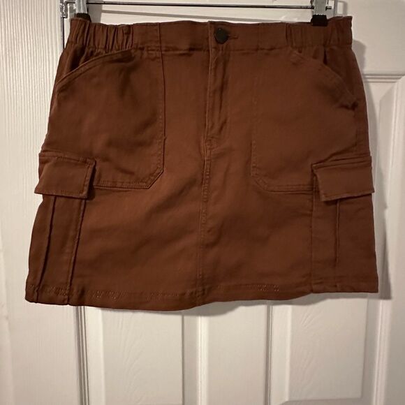 SO High Rise Brown Cargo Skirt Size 11 NWT - Picture 1 of 9